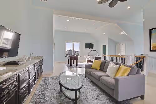 New Oceanfront home with Pool/Spa, Game Rm, Elevator,4 Masters & Movie Theater, photo 4
