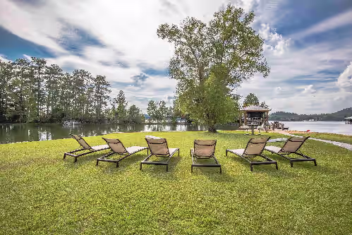 Property grounds at THE PACE PLACE AT LAKE MARTIN