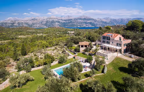 6 bedroom amazing home in Sudurad, photo 2