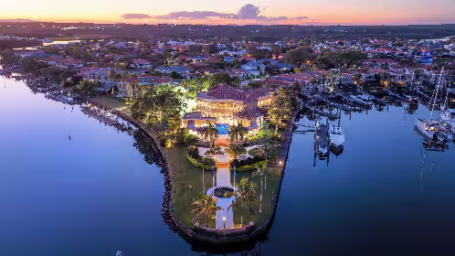 Aerial view at Bellagio Gold Coast / Luxury Mansion Waterfront