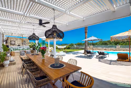 Sublime views, child friendly villa, sports & wellness facilities, full privacy, photo 2