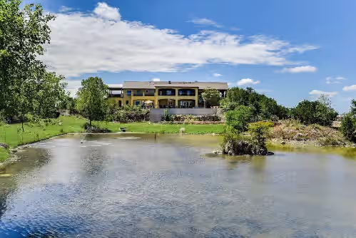 The Estate at Crystal Creek- 8 miles to downtown Austin, photo 3