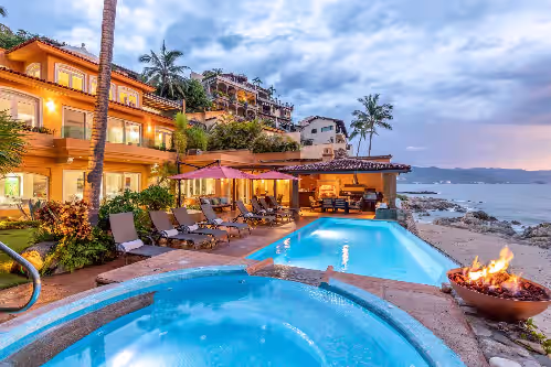 Casa Caleta - Luxurious Toes-In-The-Sand 6-Bedroom Bespoke Villa!