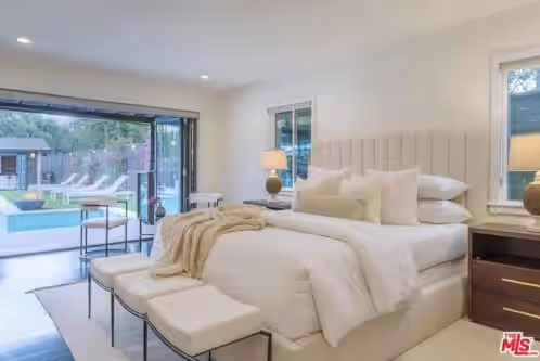 Your Own Private RESORT! 9BR/10BA Gated Compound HUGE Pool, Gym, Yard, Parking, photo 4