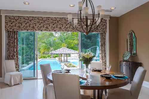 Dining at Casa Cascada / Mountain property/Estate in gated community