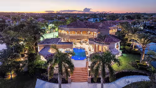 Bellagio Gold Coast / Luxury Mansion Waterfront, photo 2