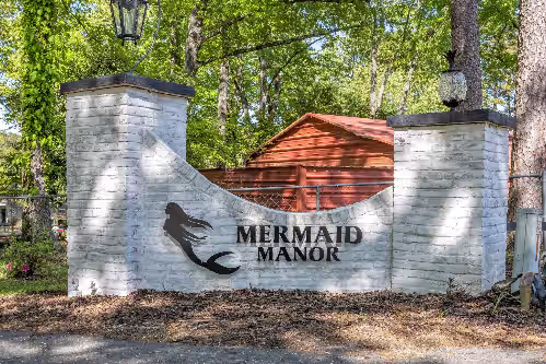 Mermaid Manor, photo 2