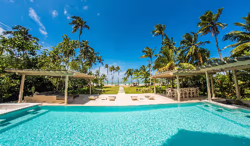 Spectacular BEACHFRONT luxury Villa with private pool, Jacuzzi chef, full staff, photo 4