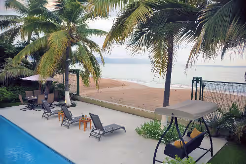 Casa La Playa, MODERN, 8 BEDROOM,BEACHFRONT, Pool, Full Staff, photo 3