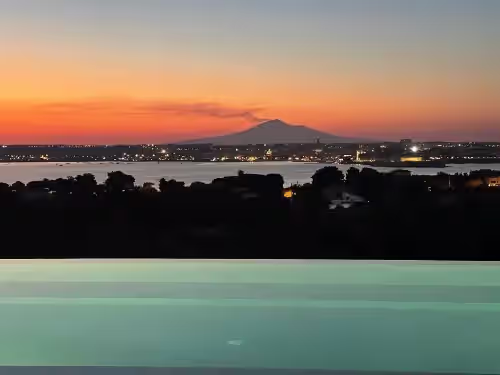 Villa OLEANDRA: Luxe, daily service, sea & sunset impressive views, 24mt pool