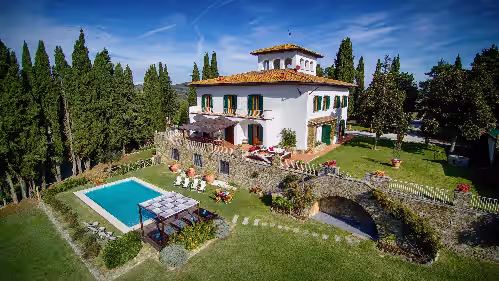 Charming Villa le Torri in Chianti, 8 ensuite bedrooms, A/C, Pool, Wi-Fi, Florence