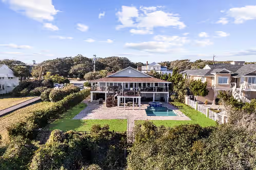 Posh Ocean Front: Huge Private Pool/Yard/Spa/Patio/GameRoom w 4 En-Suite BathRms