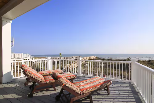 New Oceanfront home with Pool/Spa, Game Rm, Elevator,4 Masters & Movie Theater, photo 2