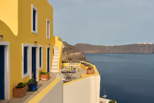 Ilivatos  Elegant Villa on the Caldera's Edge