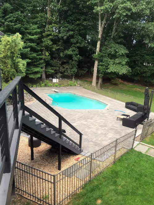 Beautiful, Fun Lakefront Retreat Perfect for family reunions / groups, photo 3