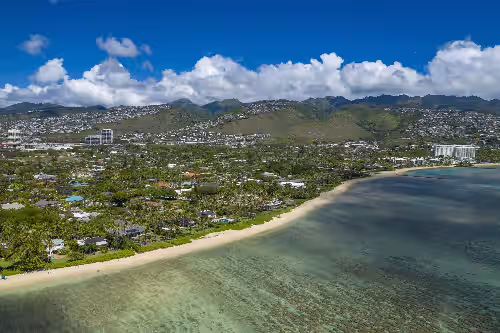 Kahala Beachside Estate: Luxury Estate w/Pool, Jacuzzi, AC & Spacious Yard, photo 3
