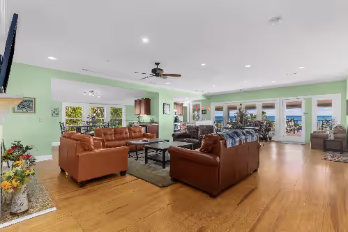 Posh Ocean Front: Huge Private Pool/Yard/Spa/Patio/GameRoom w 4 En-Suite BathRms, photo 4