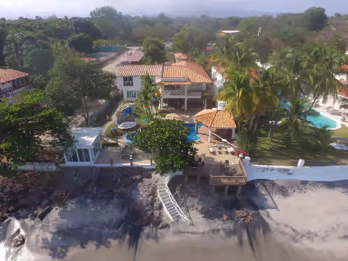 8 BEDROOM BEACH FRONT VILLA IN CORONADO BEACH, PANAMA, photo 3