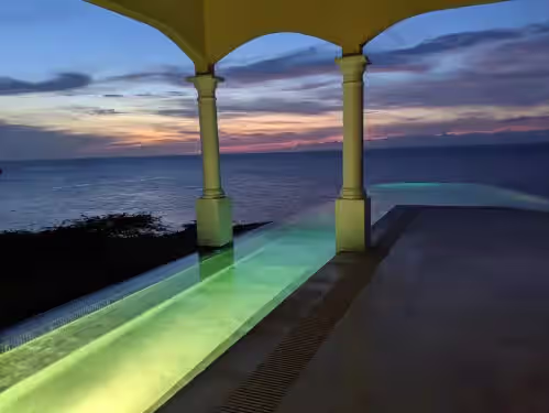 Award-Winning Luxury Beach-Side Villa, photo 3