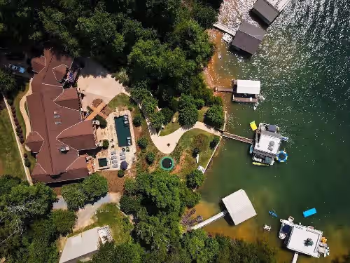 Lux Lakefront Sleeps 35 Pool Dock Gym Trampoline, photo 2