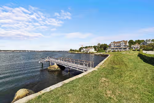Waterfront Estate in Groton, photo 4