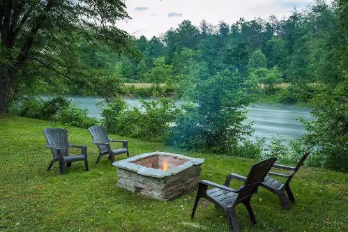 9BDRM Toccoa River Estate with Pool and Games, photo 2