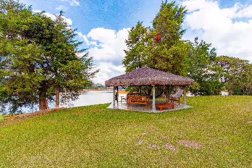 Property grounds at BEST HOUSE BY THE WATER