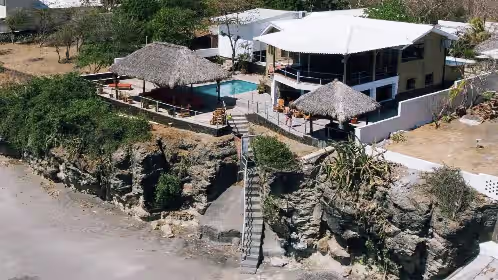 Resort Style Oceanfront Villa, photo 4