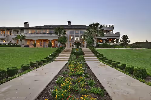 Lake Travis16,000 SQFT Waterfront Luxury Estate w/Guesthouse & Boat Dock 12acres, photo 2