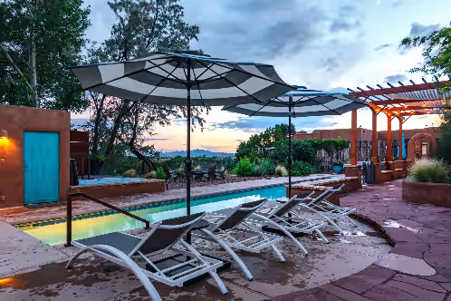 Spacious traditional Santa Fe adobe home, photo 4