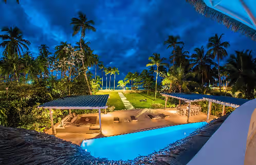 Spectacular BEACHFRONT luxury Villa with private pool, Jacuzzi chef, full staff, photo 2