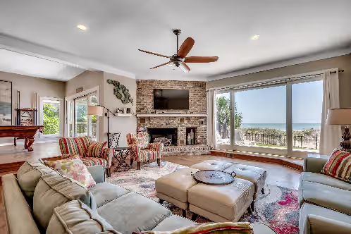 Stunning Beach Home! 3 Oceanfront Masters w/ ensuite Baths! Panoramic Views, photo 4