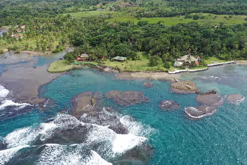 BEACH FRONT HOUSE SURROUNDED BY 2 PRIVATE BEACHES, photo 3