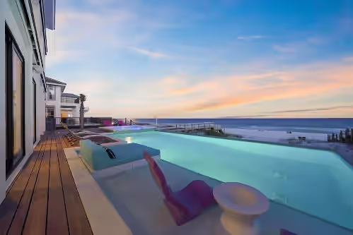 Amazing Beach Front Vacation House in Destin with Private Pool, Theater, Bar