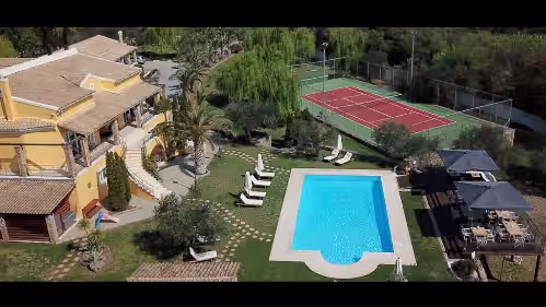 Private Luxury Estate with Pool, Tennis & Cinema - Sleeps Up To 25