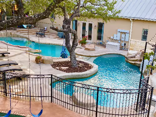 Private Luxury Resort, 2 Pools, Hot Tub, Elevated Playground Can Sleep Up to 18, photo 2
