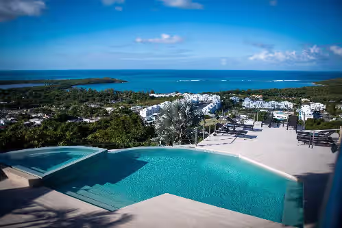 Stunning Ocean Views, WIFI, Private Pool, Large Villa, Great for Groups, Close to Seven Seas Beach, photo 2