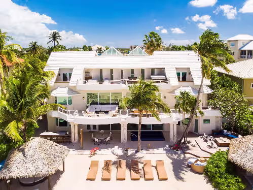 Seascape Villa: Rare 7 BDR on Seven Mile Beach w/ Cabanas, Private Pool & More!