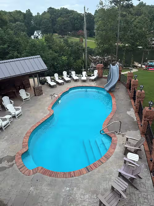 Executive Mansion at Lake Gaston sleeps 40 and has HEATED POOL, photo 4