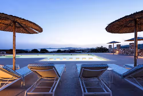 OUTSTANDING NEW VILLA WITH A GREAT POOL AREA AND BREATHTAKING SEA VIEW, photo 3