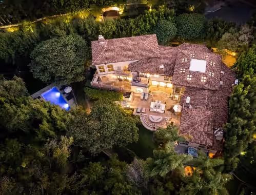 Carolwood, photo 2