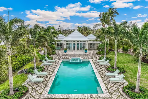 Grande Tarpon Estate - Immerse Yourself in Luxury! Stunning 6 Bedroom Home w/ Pool & Dock