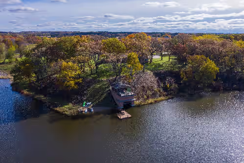 The “Hill” at Lakewood Farms - Family Retreat, private, large, great for multi-family, company retreat, wedding