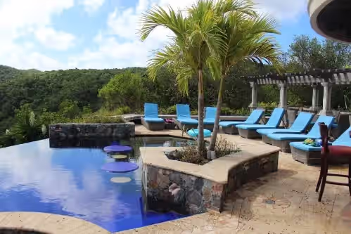 Best views & pool deck on St John just up the hill from Cinnamon Bay Beach, photo 5