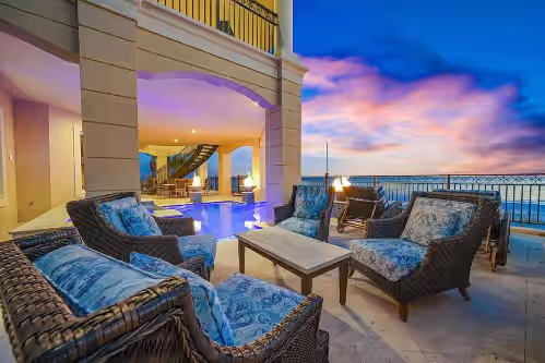 Gorgeous Beachfront Mansion with Private Pool, Ocean Views, Movie Theatre, photo 4