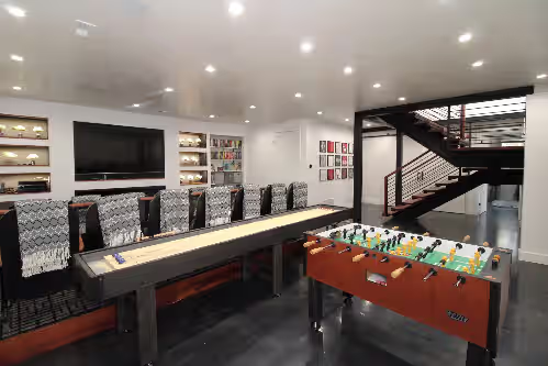 Ski in/ski out, King Beds, Theater Room, Hot Tub, photo 3