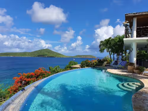 Seahorse Villa: luxury estate with 75’ infinity pool overlooking the Caribbean
