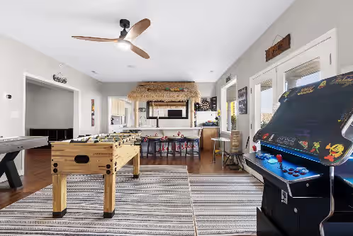 Shuffleboard, Air Hockey, Foosball, Darts & 3500 Classic Arcade Games at Endless Summer-Sleeps 36-Movie Theater/Hot Tub