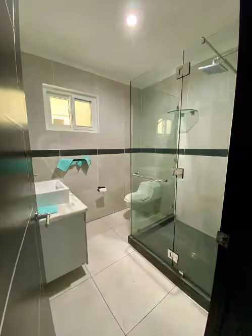Bathroom at Lazo Beach House, Costa del Sol