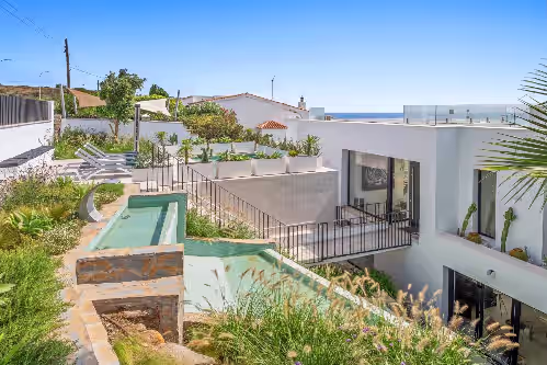 Luxury 6 Bedrooms right on the Beach, photo 3